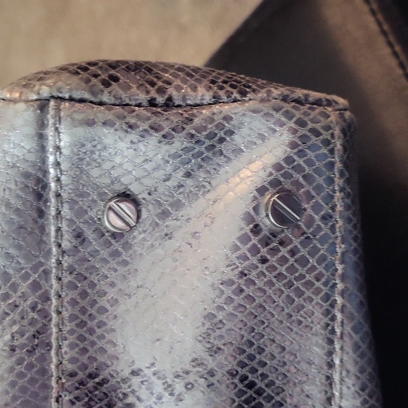 Tory Burch silver snake print Holland Satchel - Picture 4 of 7